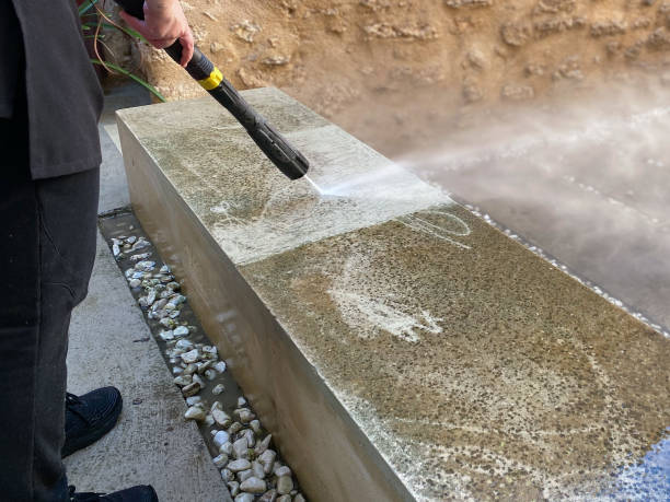 Best Garage Pressure Washing  in Cimarron, KS
